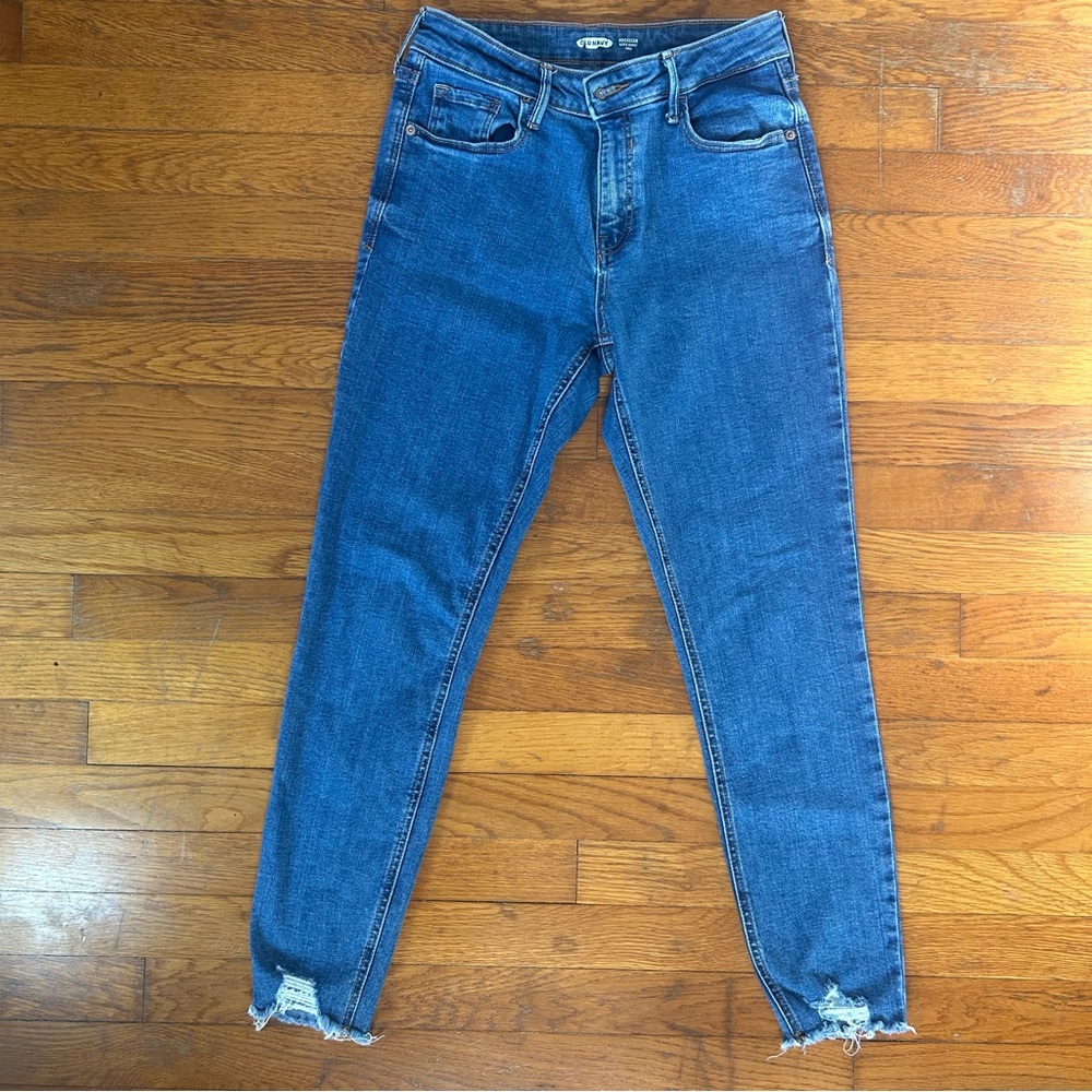 Old Navy Women's Skinny Jeans in Classic Blue